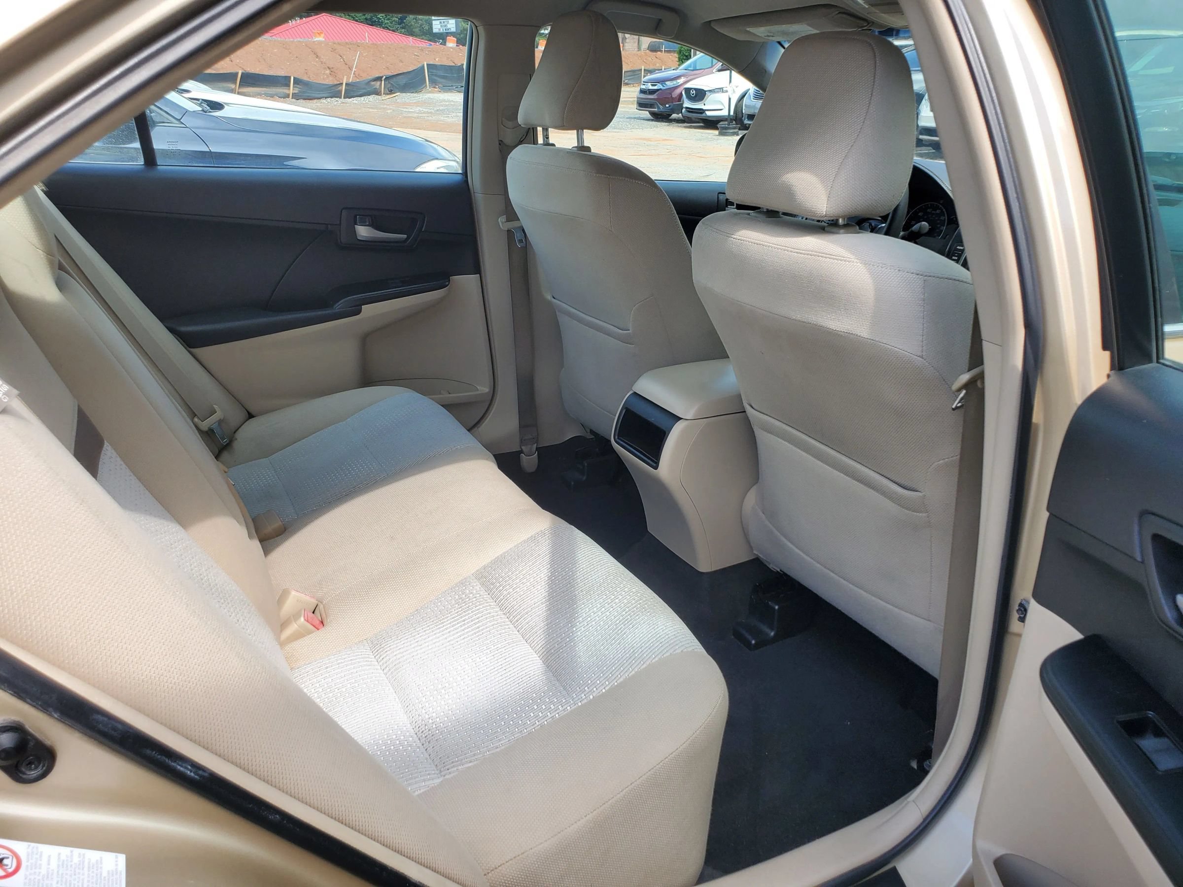 Used 2012 Toyota Camry LE FWD image 21