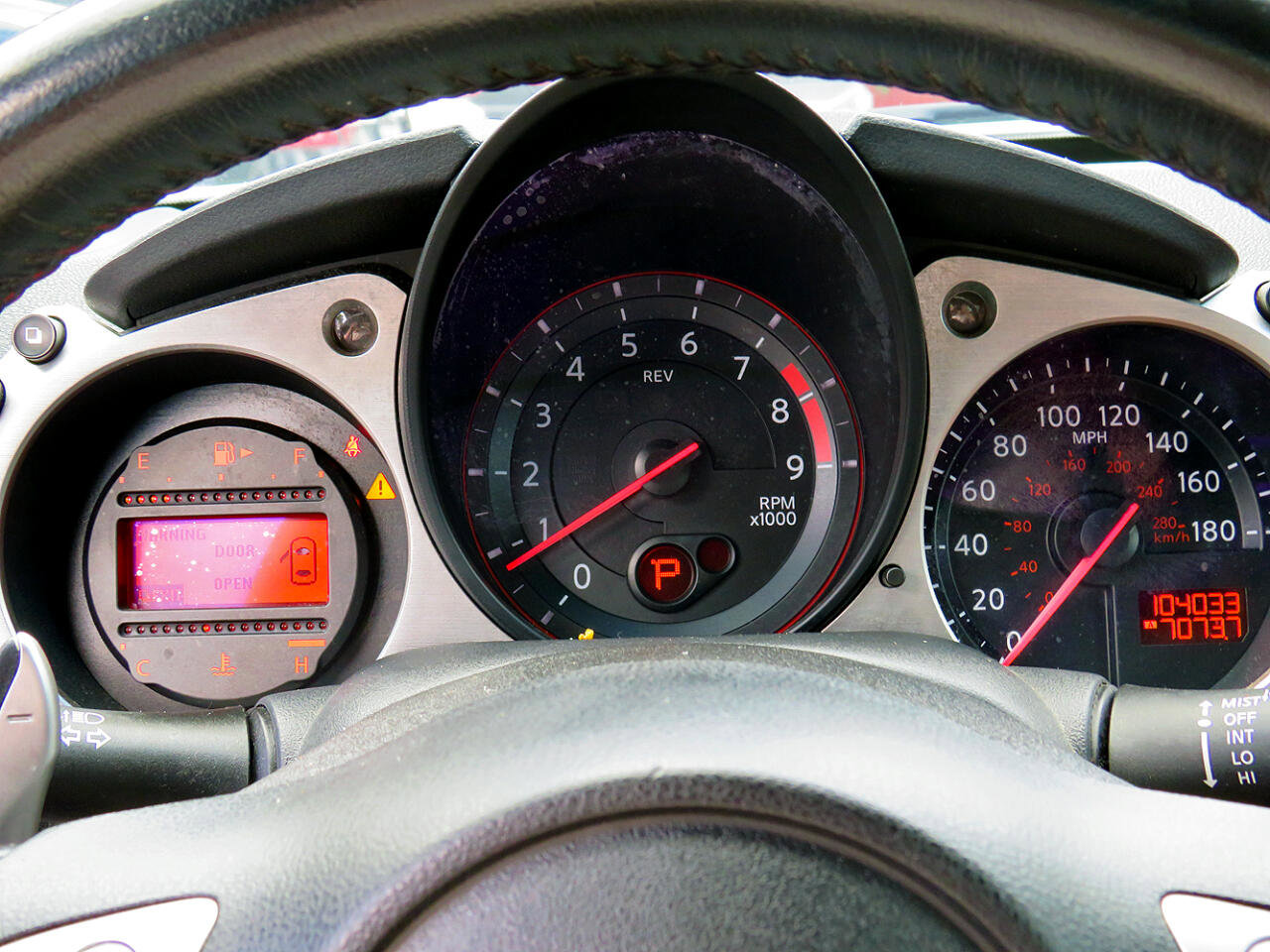 Used 2016 Nissan 370Z Touring image 21