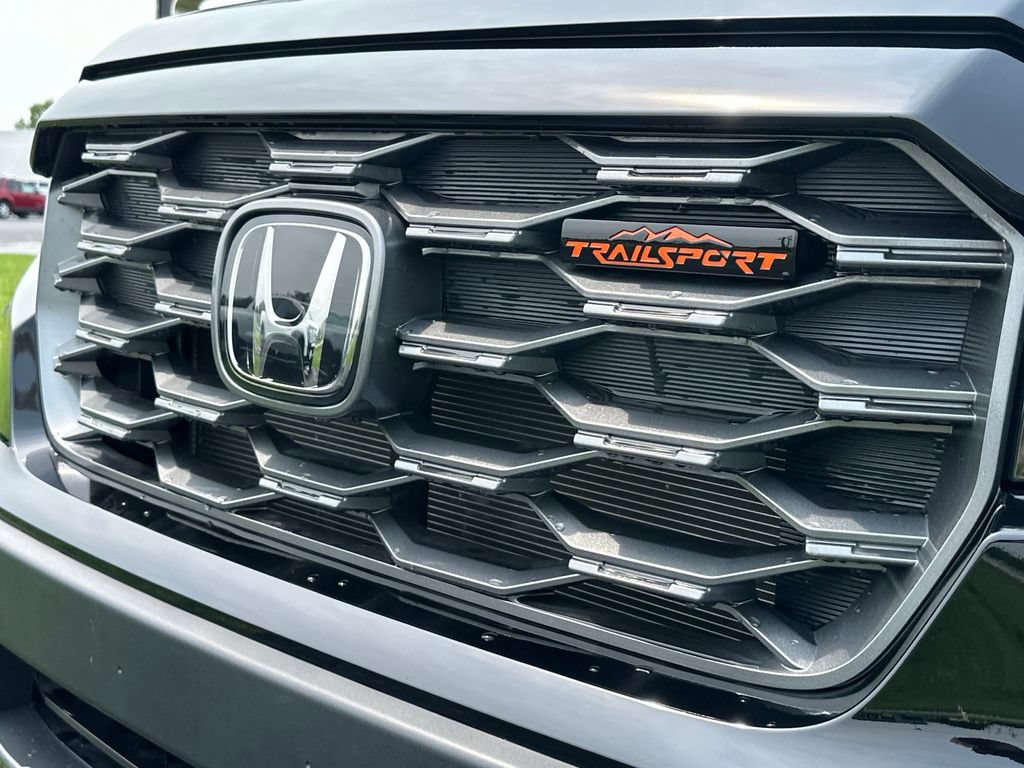 Used 2025 Honda Ridgeline TrailSport+ image 4