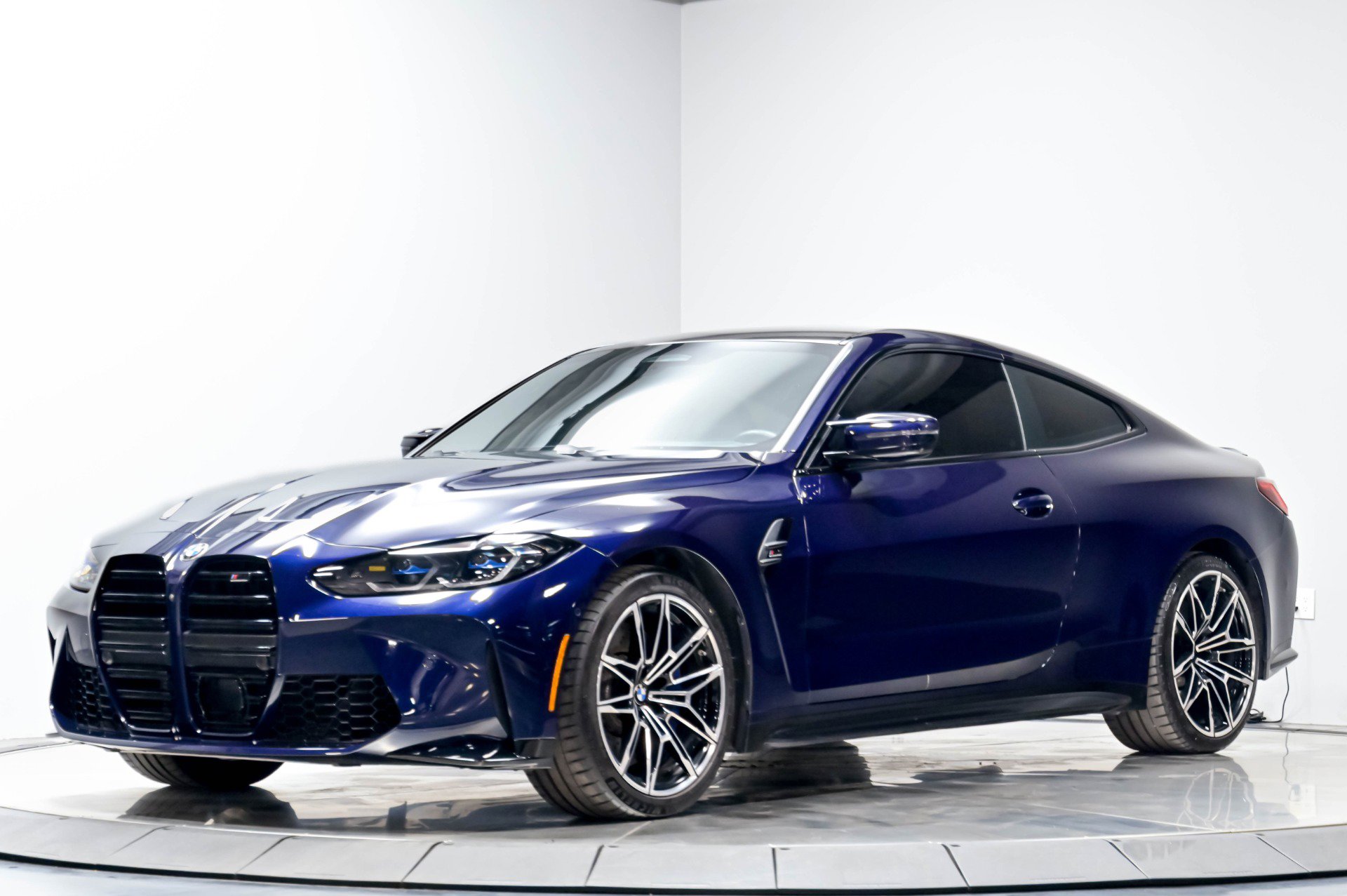 Used 2024 BMW M4 xDrive Competition AWD/4WD image 2
