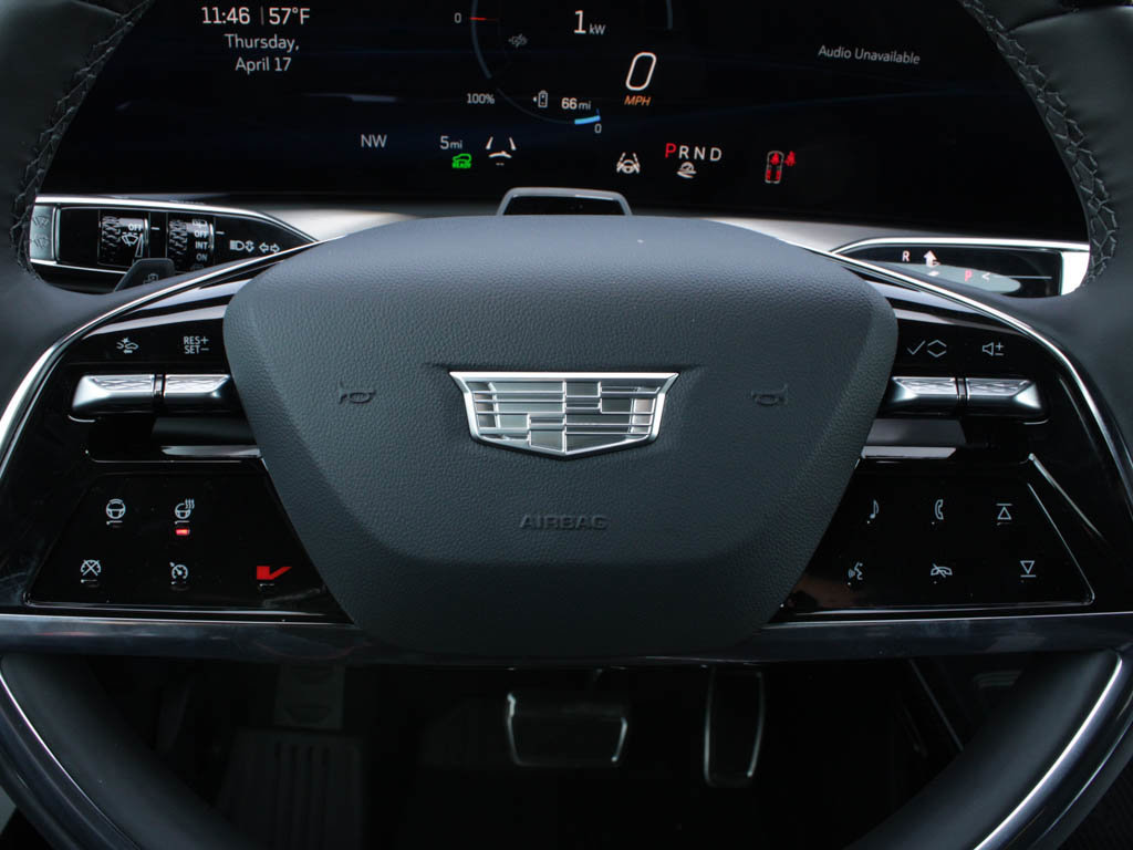 New 2026 Cadillac Vistiq Luxury w/ LPO, Floor Liner Package image 17