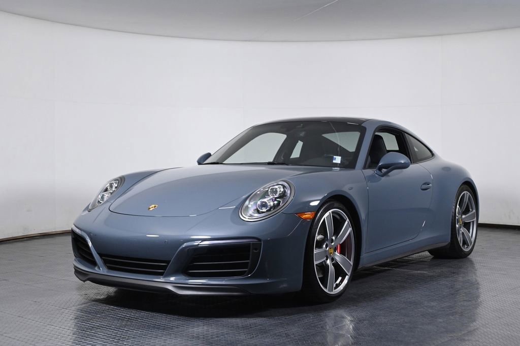 Used 2018 Porsche 911 Carrera 4S image 1