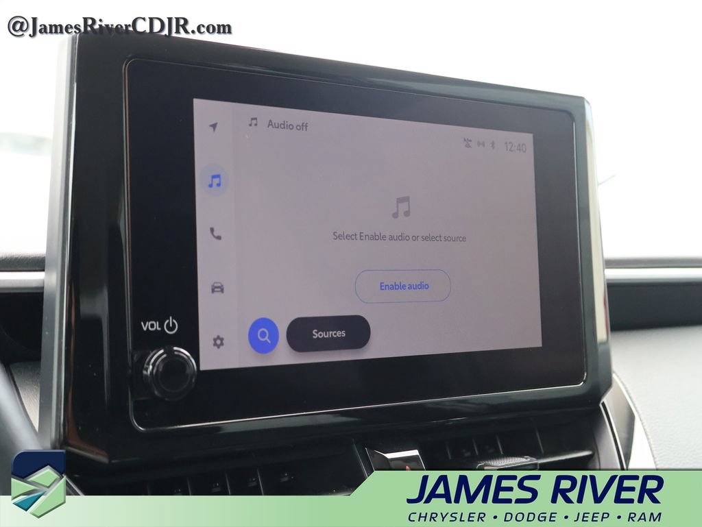 Used 2025 Toyota Corolla LE FWD image 31