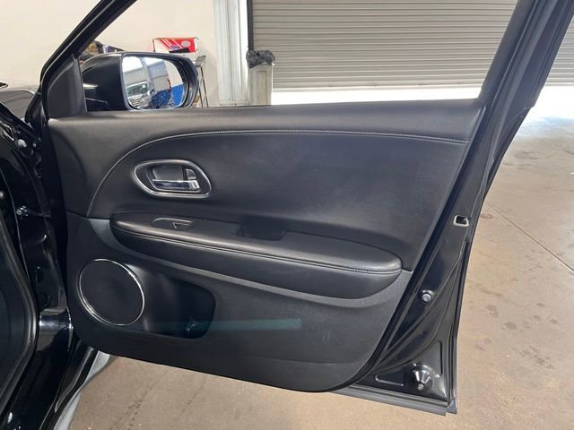 Used 2019 Honda HR-V EX-L image 12