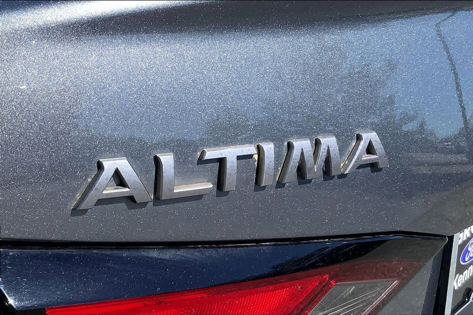 Used 2024 Nissan Altima 2.5 SV w/ SV Premium Package image 31