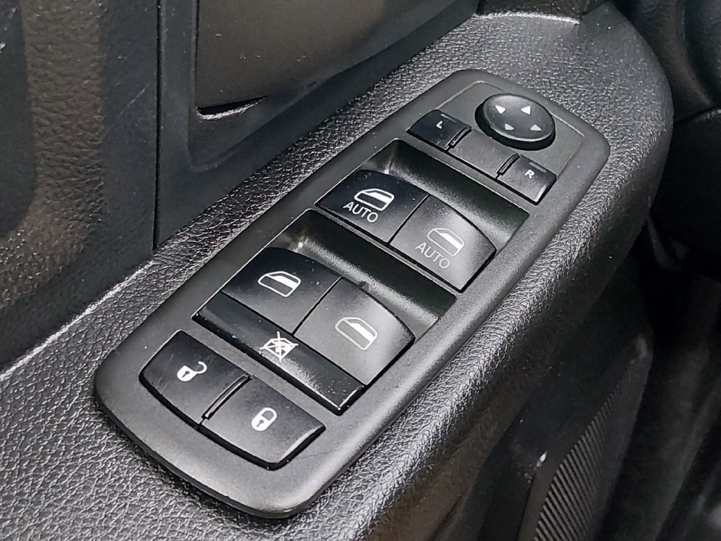 Used 2022 RAM 3500 Tradesman AWD/4WD image 25