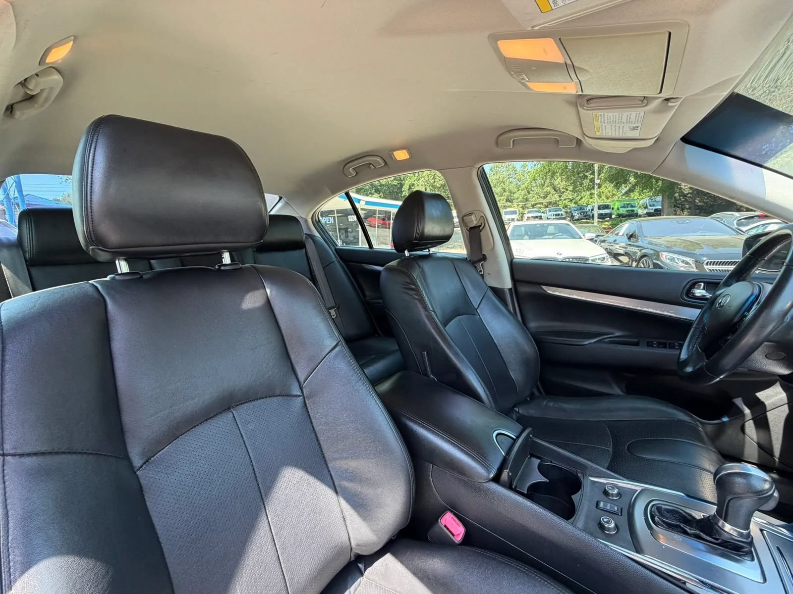 Used 2015 INFINITI Q40 AWD image 24
