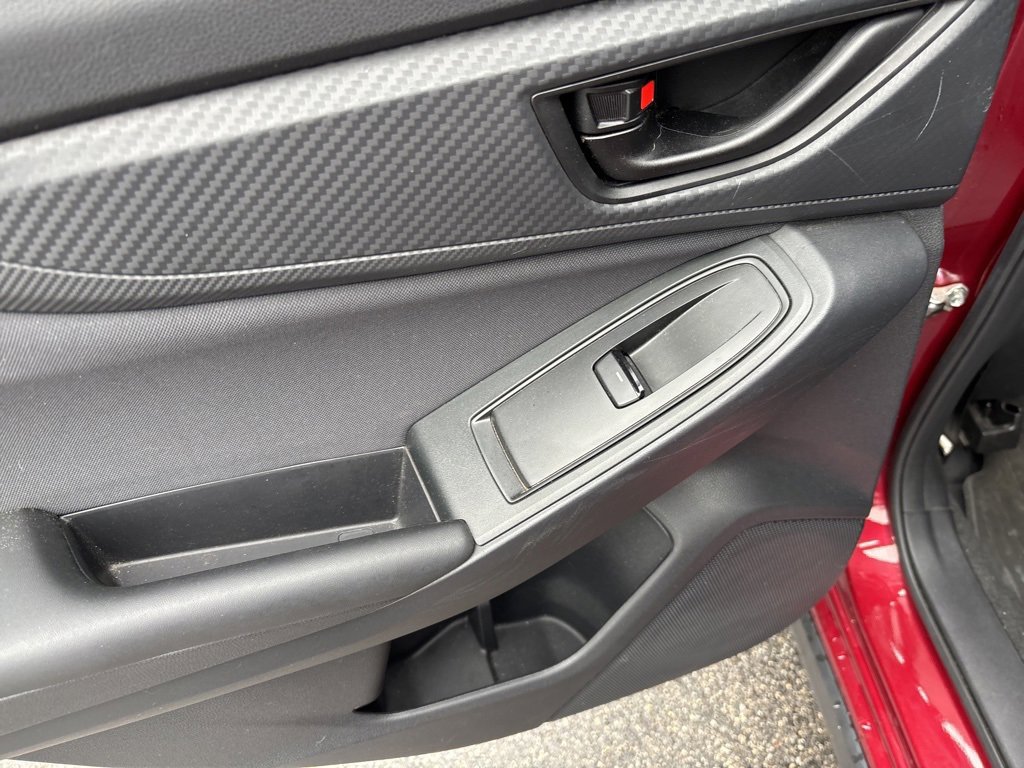 Used 2018 Subaru Crosstrek 2.0i Premium w/ Moonroof Package image 5