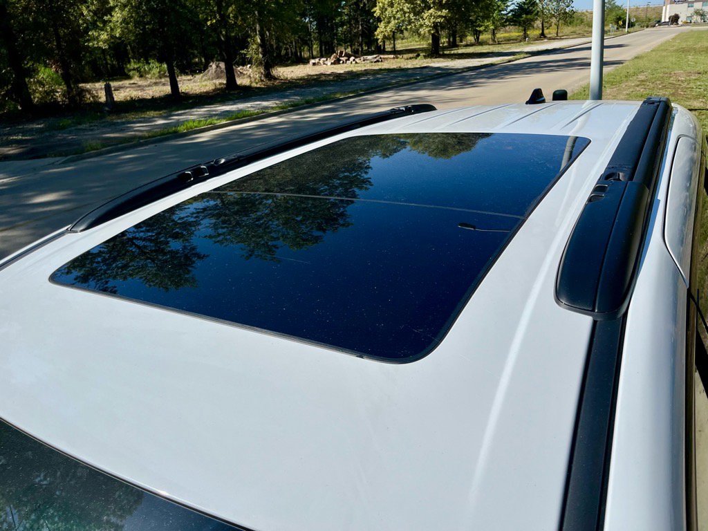 New 2026 Chrysler Pacifica Limited image 11