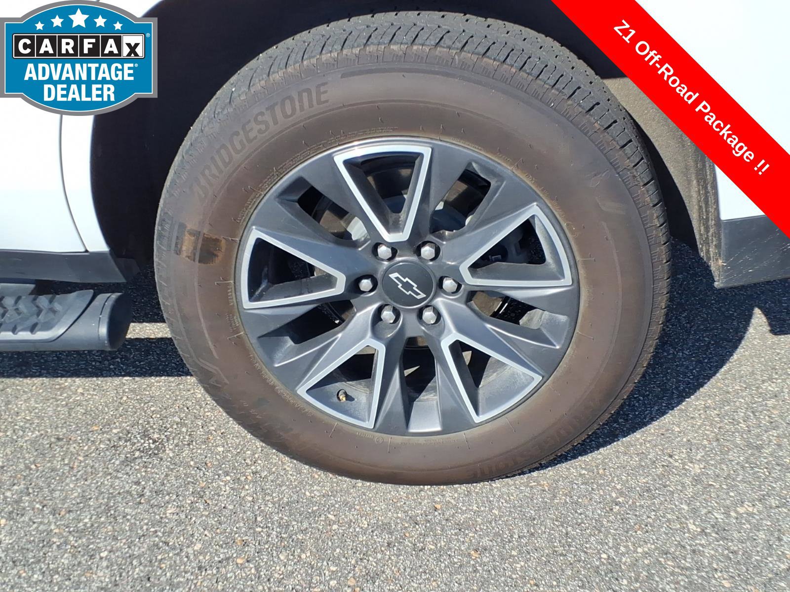 Used 2021 Chevrolet Tahoe Z71 w/ Z71 Off-Road Package AWD/4WD image 11