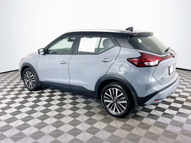 Used 2023 Nissan Kicks SV image 6