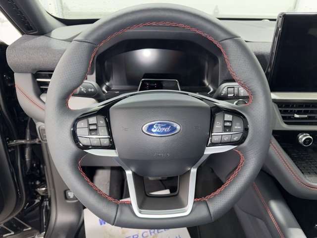New 2025 Ford Explorer ST-Line w/ Premium Package image 17