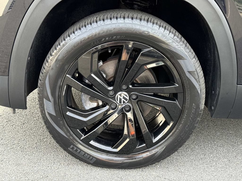 Used 2023 Volkswagen Atlas SE FWD image 8