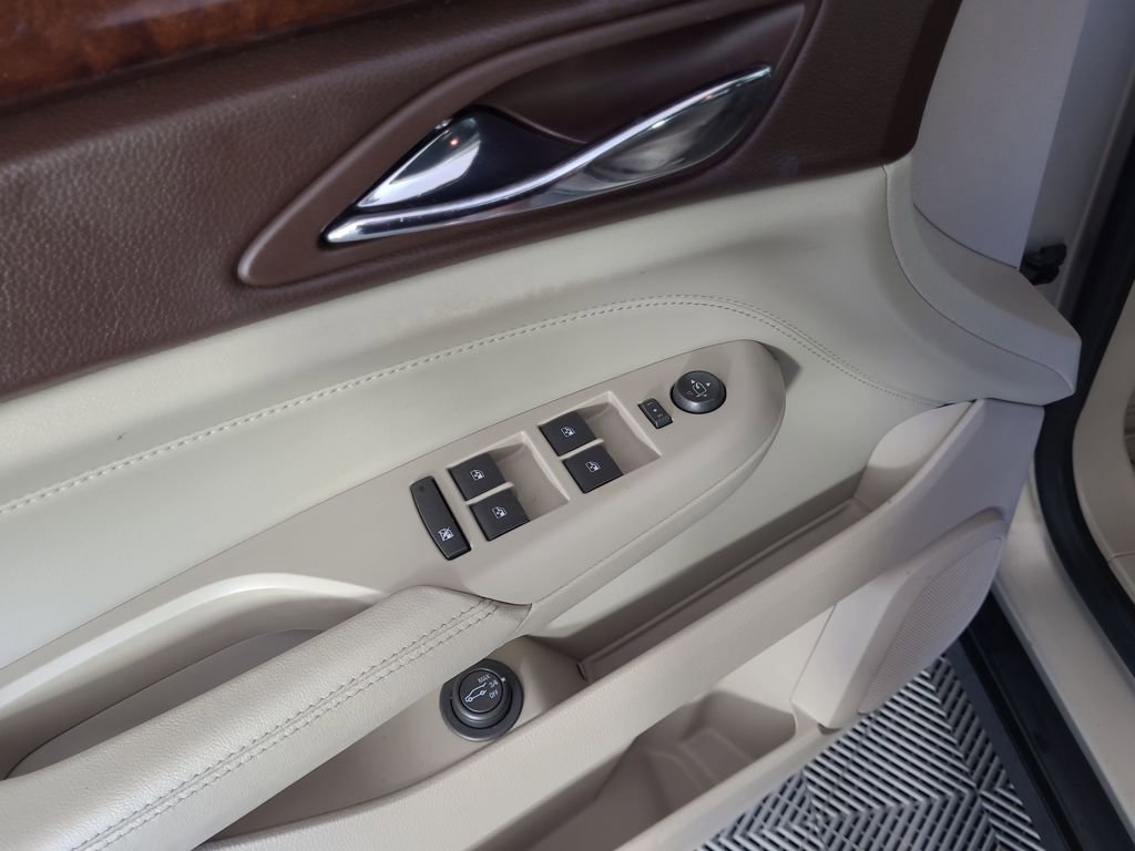 Used 2011 Cadillac SRX Premium image 18