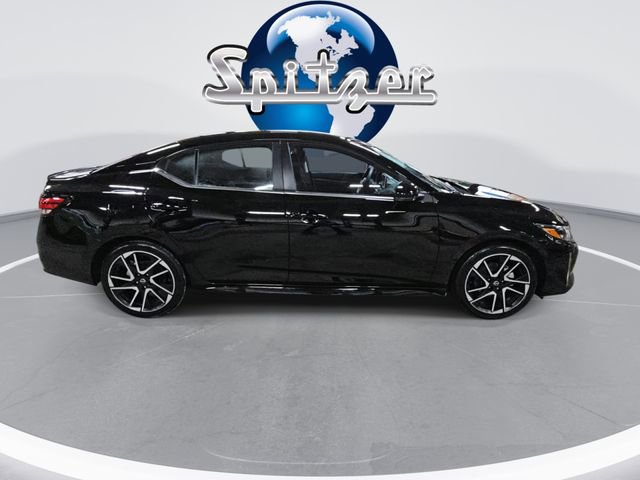 Used 2025 Nissan Sentra SR image 9