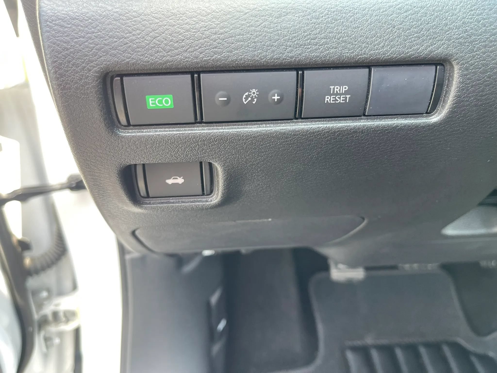 Used 2023 Nissan Sentra SV w/ All-Weather Package FWD image 20