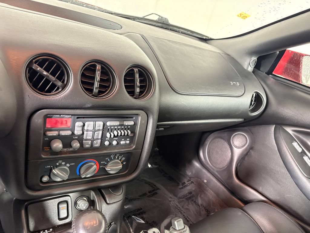 Used 2002 Pontiac Firebird Trans Am RWD image 17