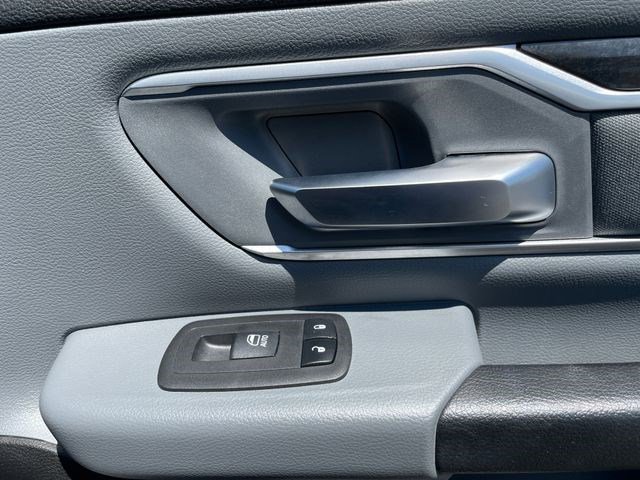 Used 2023 RAM 1500 Big Horn AWD/4WD image 11