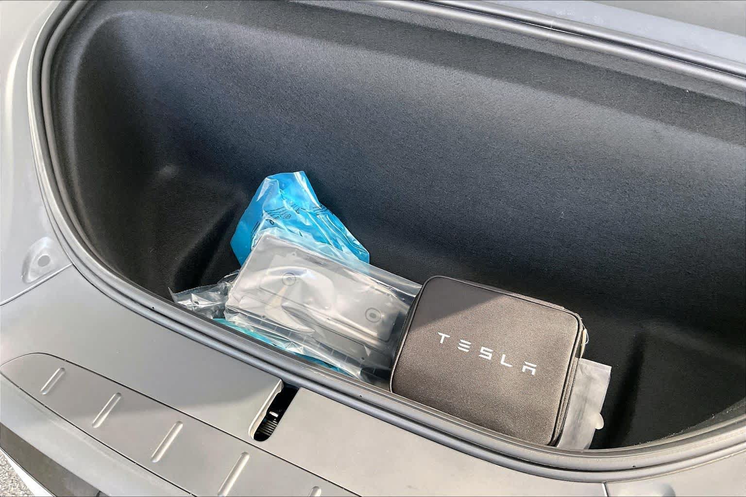 Used 2022 Tesla Model X AWD/4WD image 33