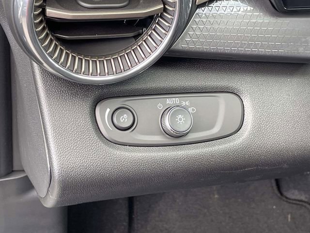 New 2026 Chevrolet Trax ACTIV w/ Driver Confidence Package image 18