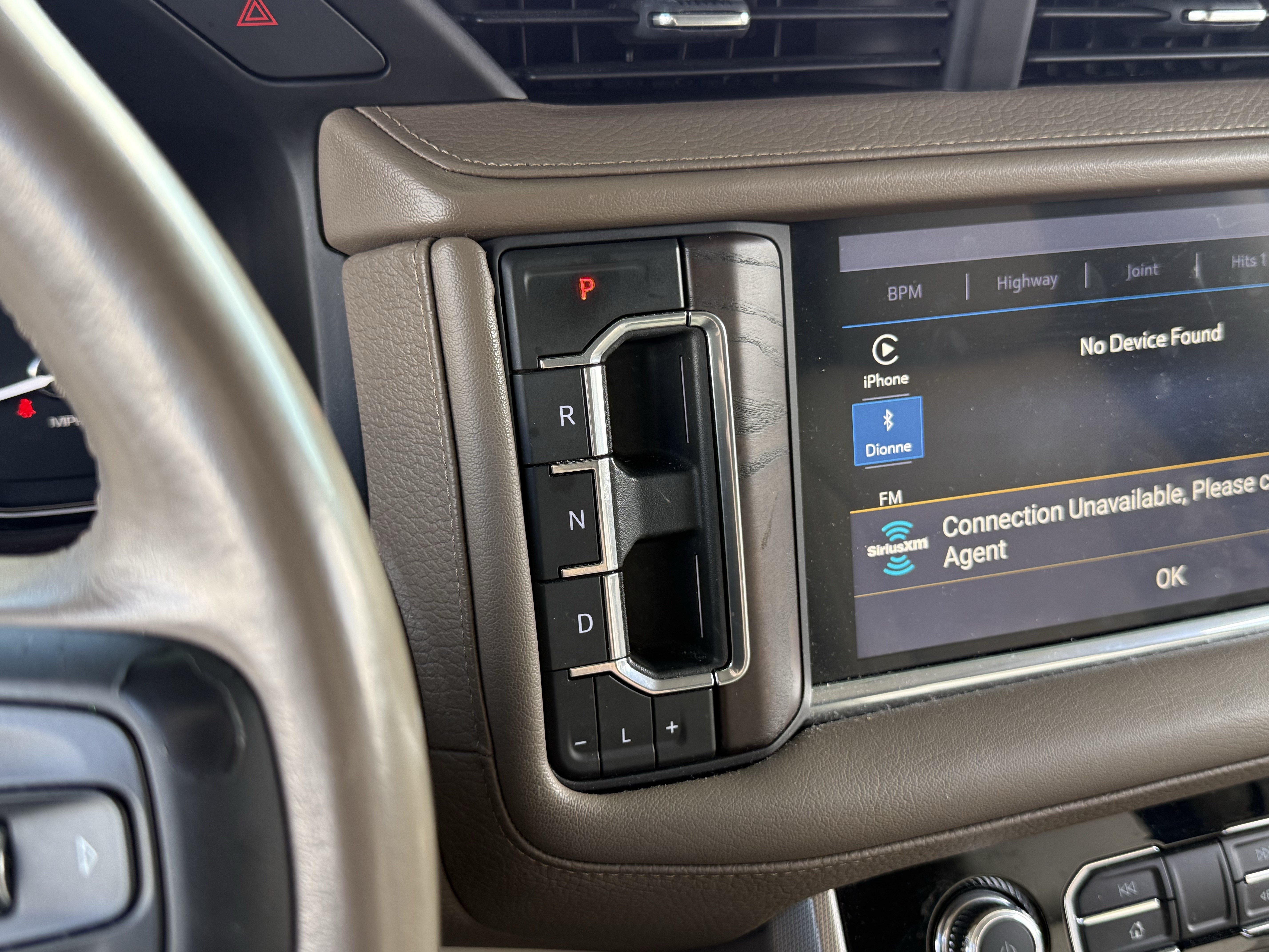 Used 2021 GMC Yukon Denali w/ Denali Premium Package RWD image 15