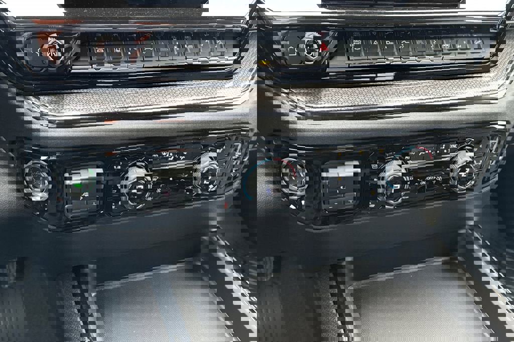 New 2026 Chevrolet Silverado 2500 ZR2 w/ ZR2 Bison Edition image 20