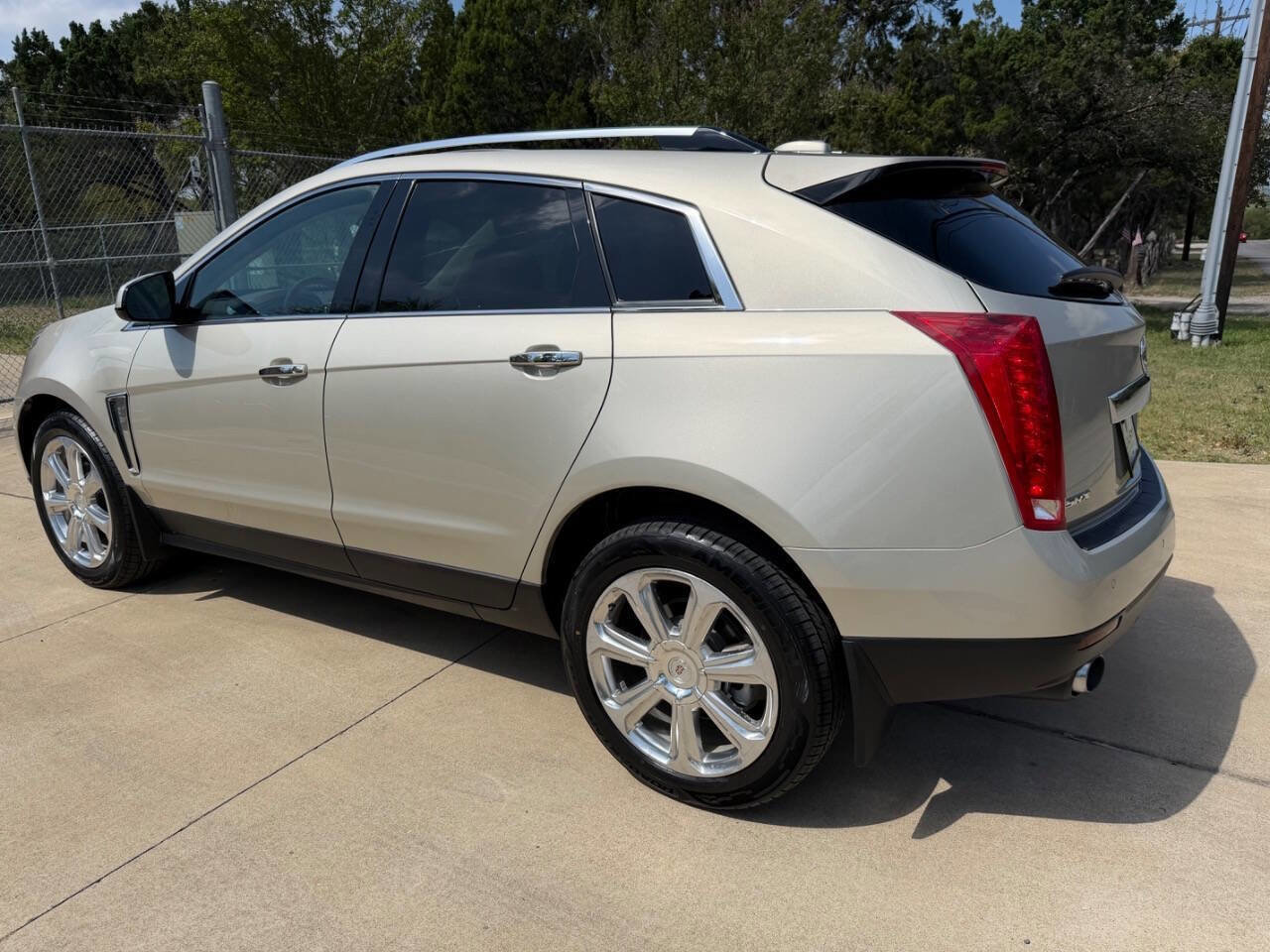 Used 2016 Cadillac SRX Performance w/ Driver Awareness Package FWD image 10