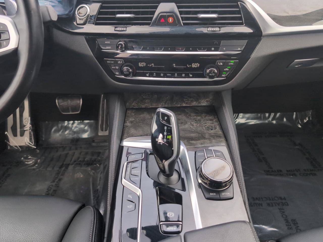Used 2022 BMW M550i xDrive w/ Executive Package AWD/4WD image 17