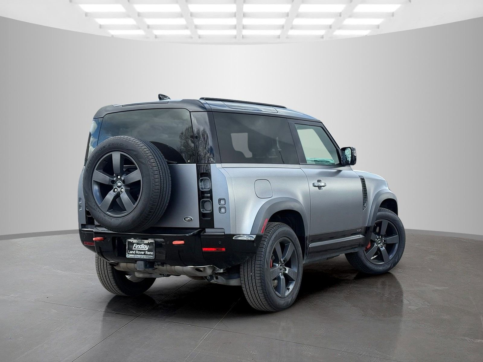 Used 2023 Land Rover Defender 90 X AWD/4WD image 5