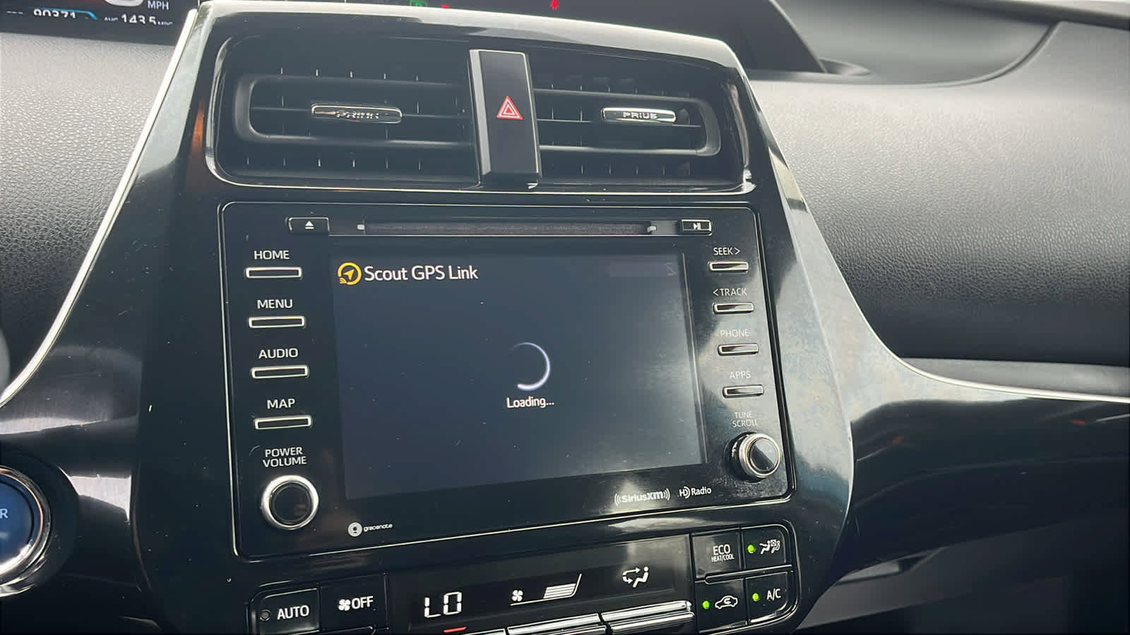 Used 2020 Toyota Prius Prime LE FWD image 15
