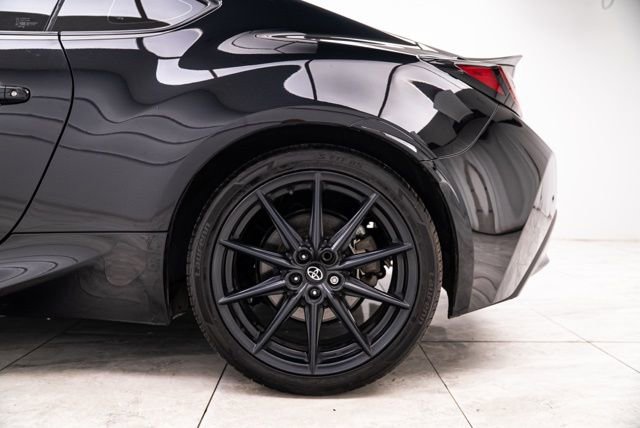 Used 2023 Toyota GR86 Premium w/ ALL Weather Mat Package (TMS) image 31