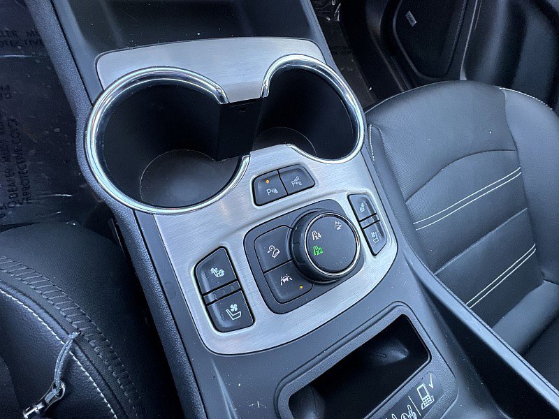 Used 2022 GMC Terrain Denali w/ Denali Premium Package image 30