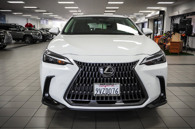 Certified 2026 Lexus NX 350h AWD w/ Accessory Package (2T) image 4