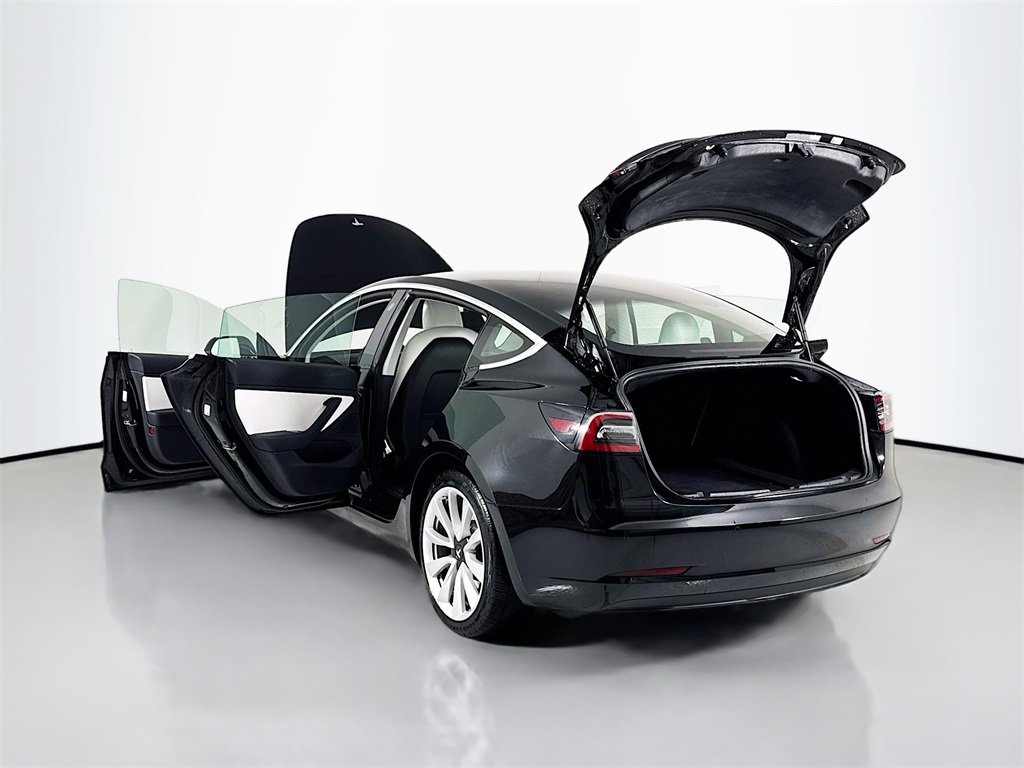 Used 2020 Tesla Model 3 Long Range image 32