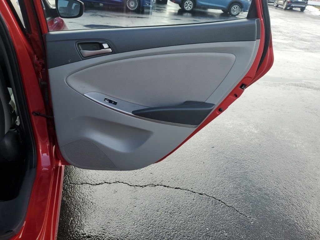 Used 2016 Hyundai Accent SE image 26