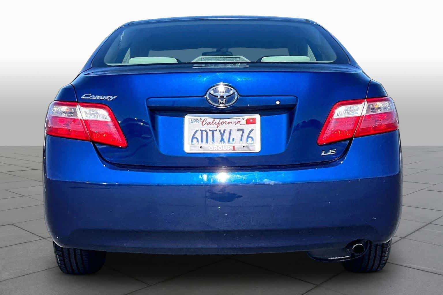 Used 2009 Toyota Camry LE FWD image 4