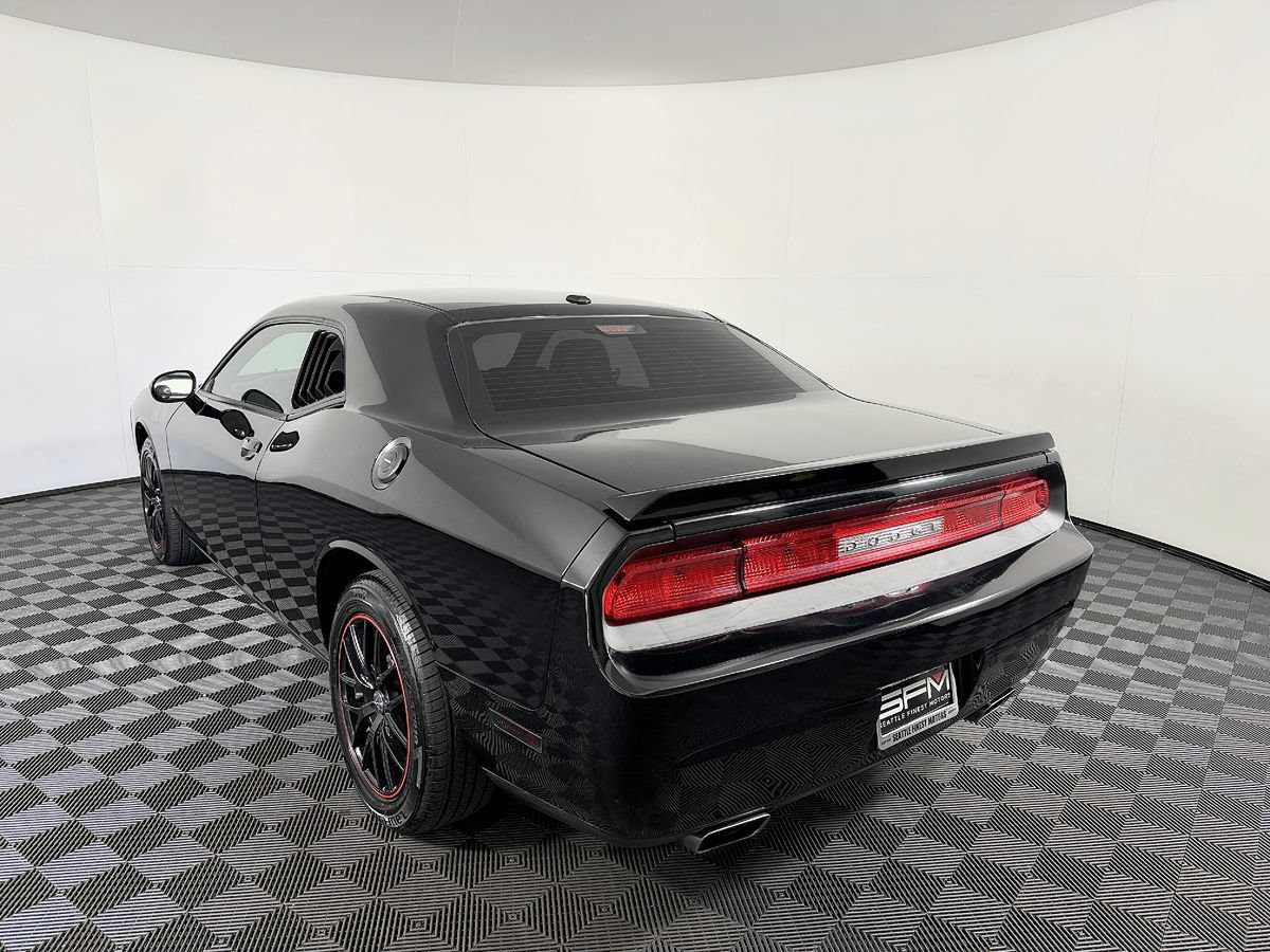 Used 2012 Dodge Challenger R/T RWD image 14