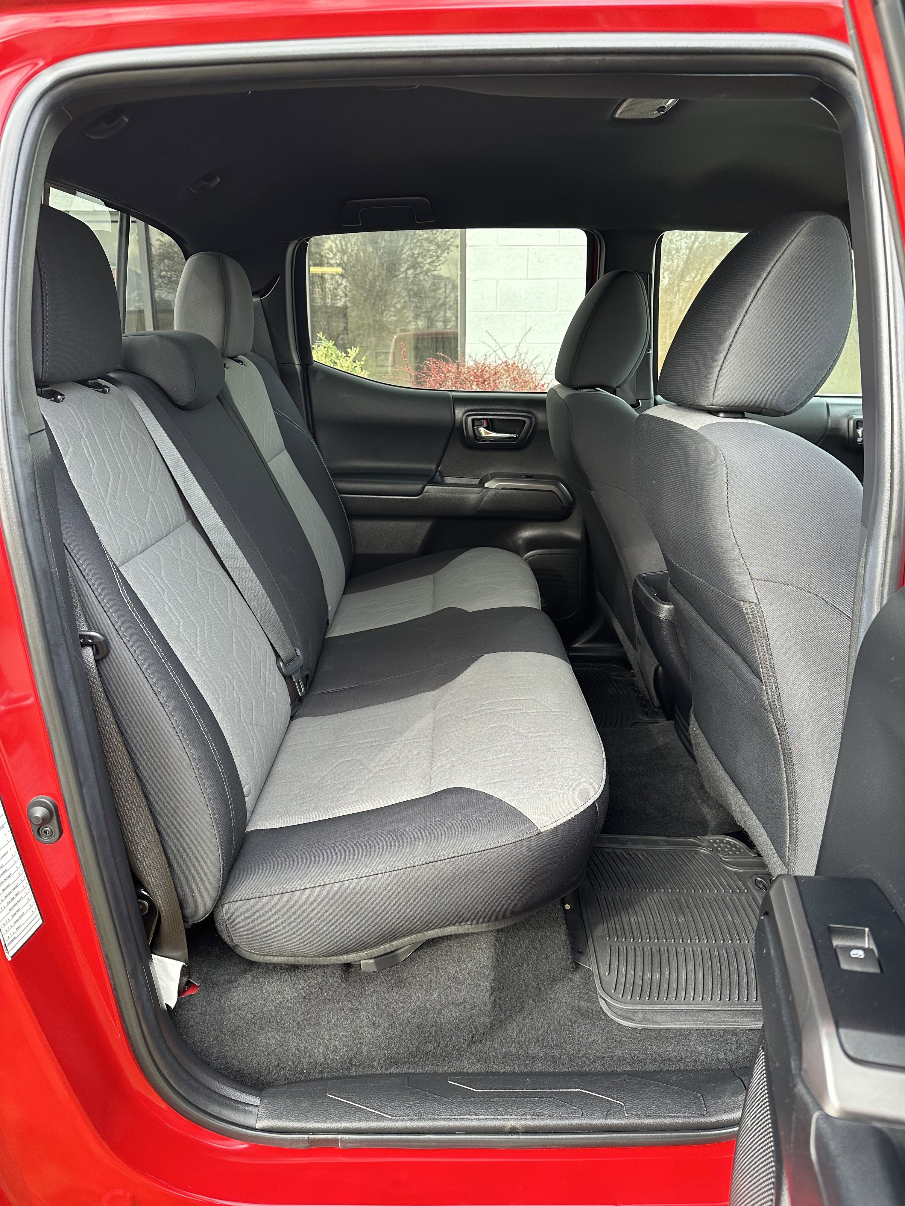 Used 2022 Toyota Tacoma SR5 image 22