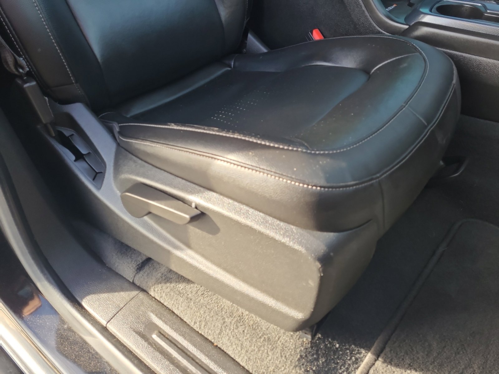 Used 2022 Chevrolet Colorado Z71 w/ Z71 Midnight Edition image 30