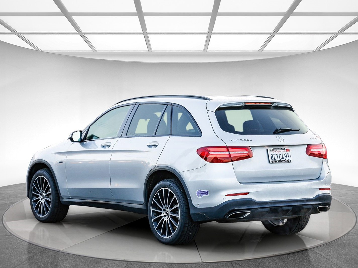 Certified 2019 Mercedes-Benz GLC 350e 4MATIC image 2