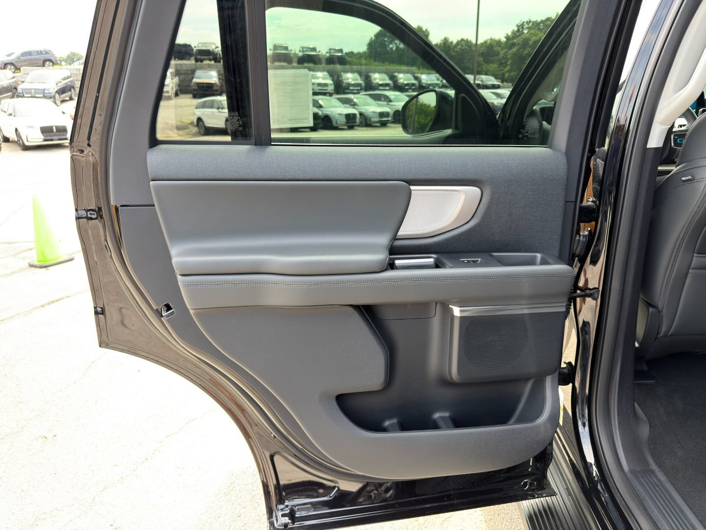 New 2027 Ford Expedition Active AWD/4WD image 24