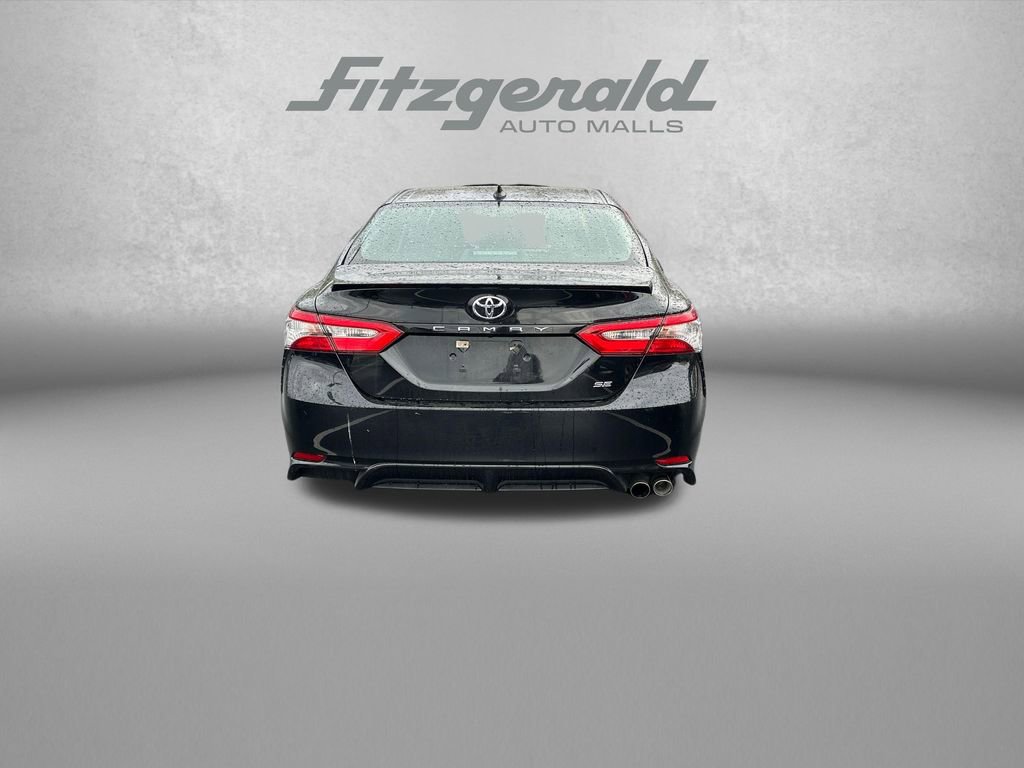 Used 2019 Toyota Camry SE image 6