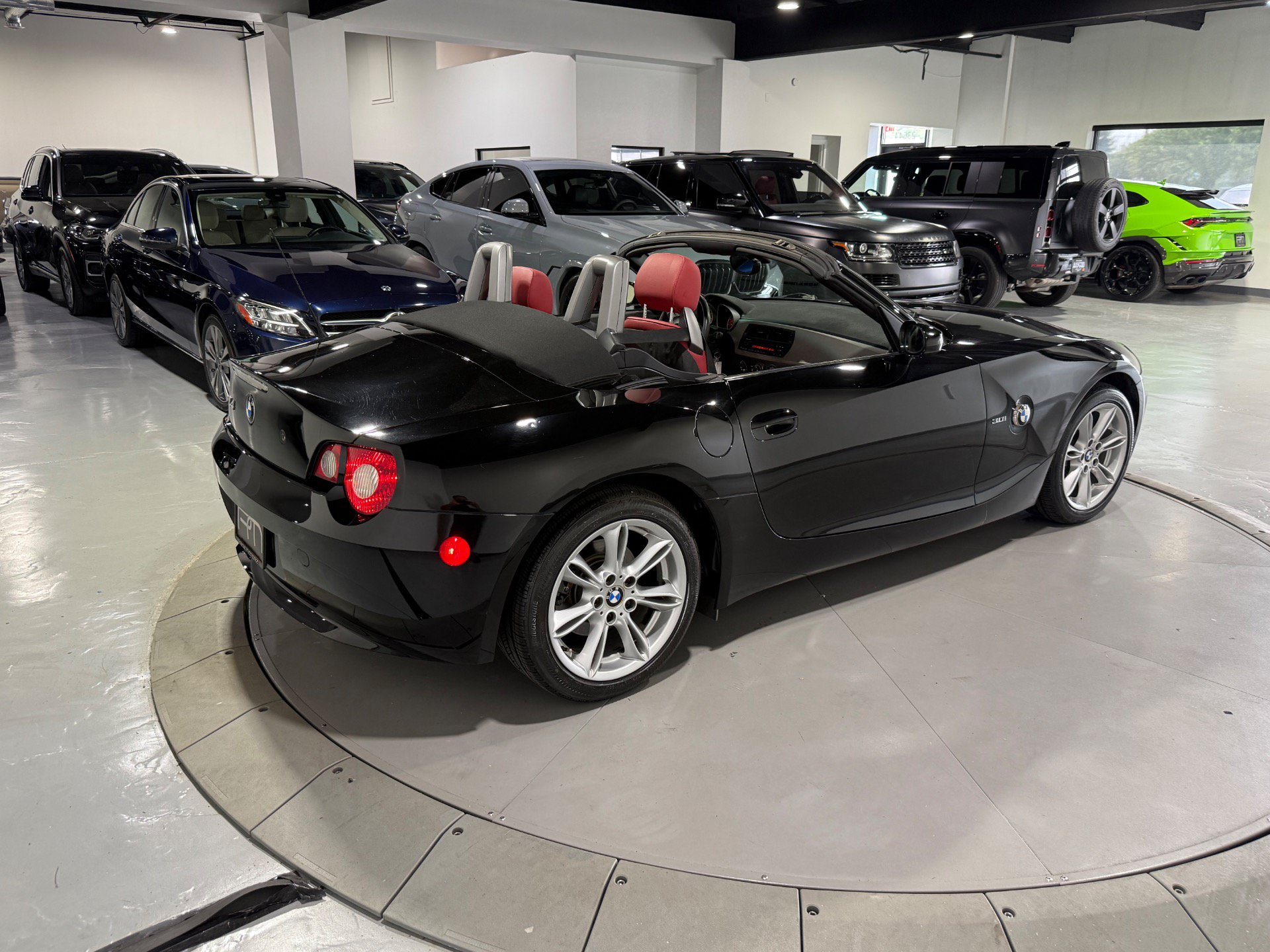 Used 2005 BMW Z4 3.0i RWD image 14