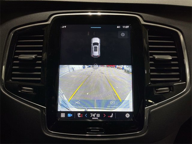 Used 2023 Volvo XC90 B5 Plus image 28