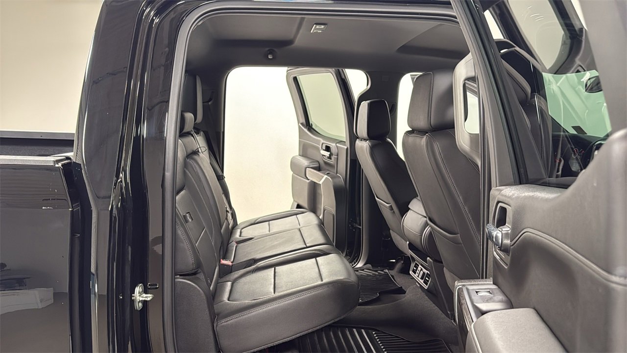 Used 2019 Chevrolet Silverado 1500 LTZ image 17