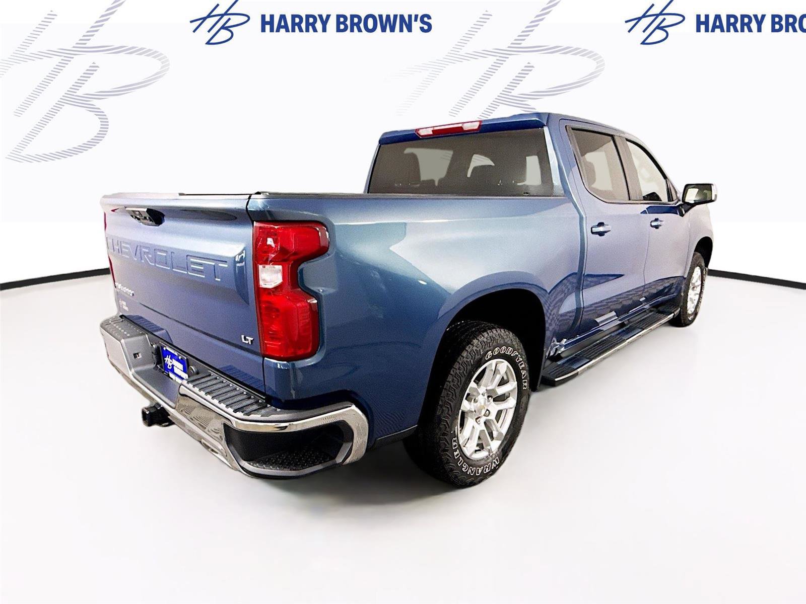 Used 2024 Chevrolet Silverado 1500 LT AWD/4WD image 30