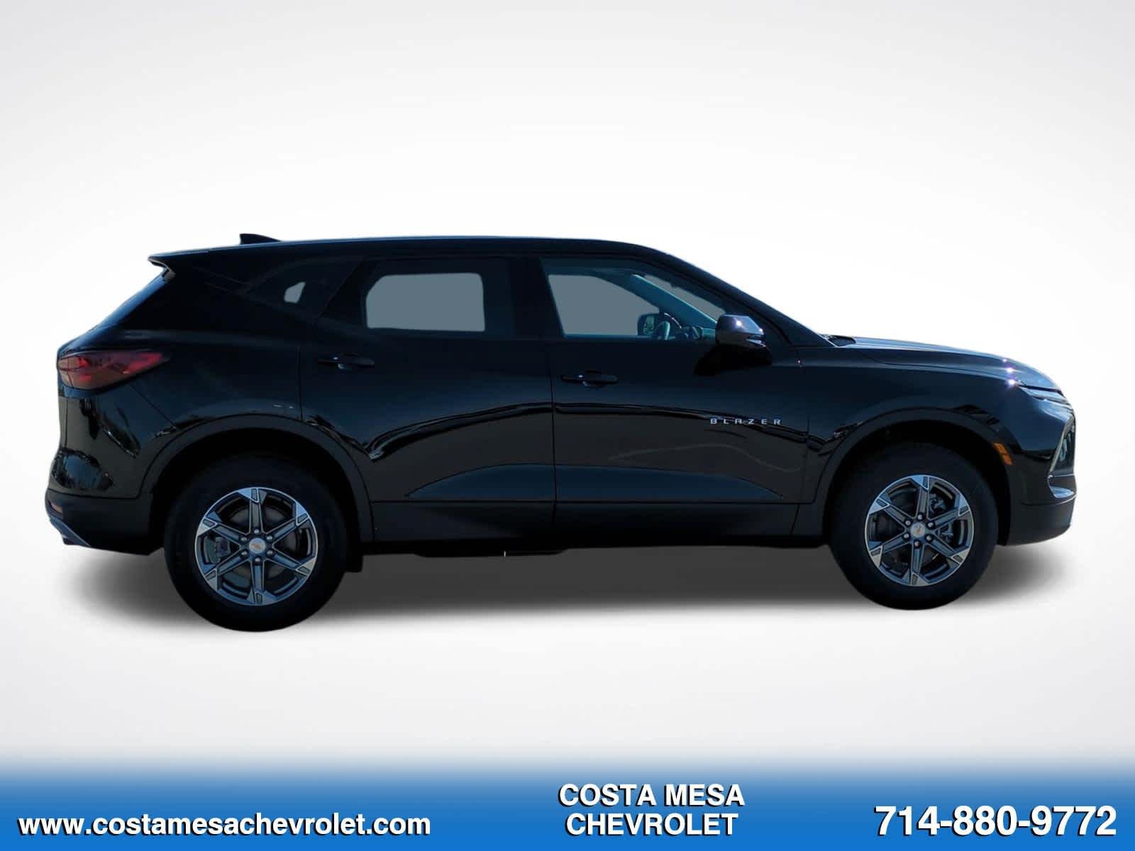 New 2026 Chevrolet Blazer LT FWD image 4