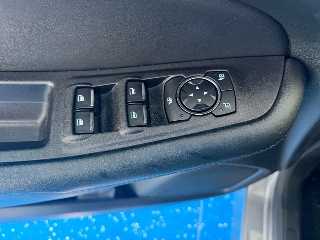 Used 2024 Ford Edge SE image 18