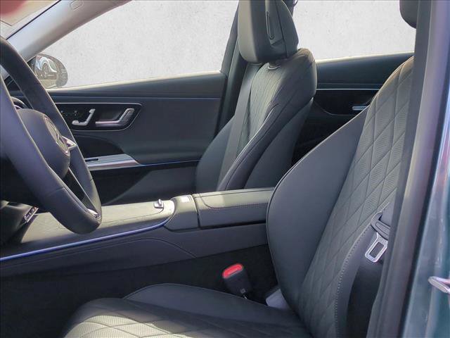 New 2025 Mercedes-Benz E 450 4MATIC Sedan image 4