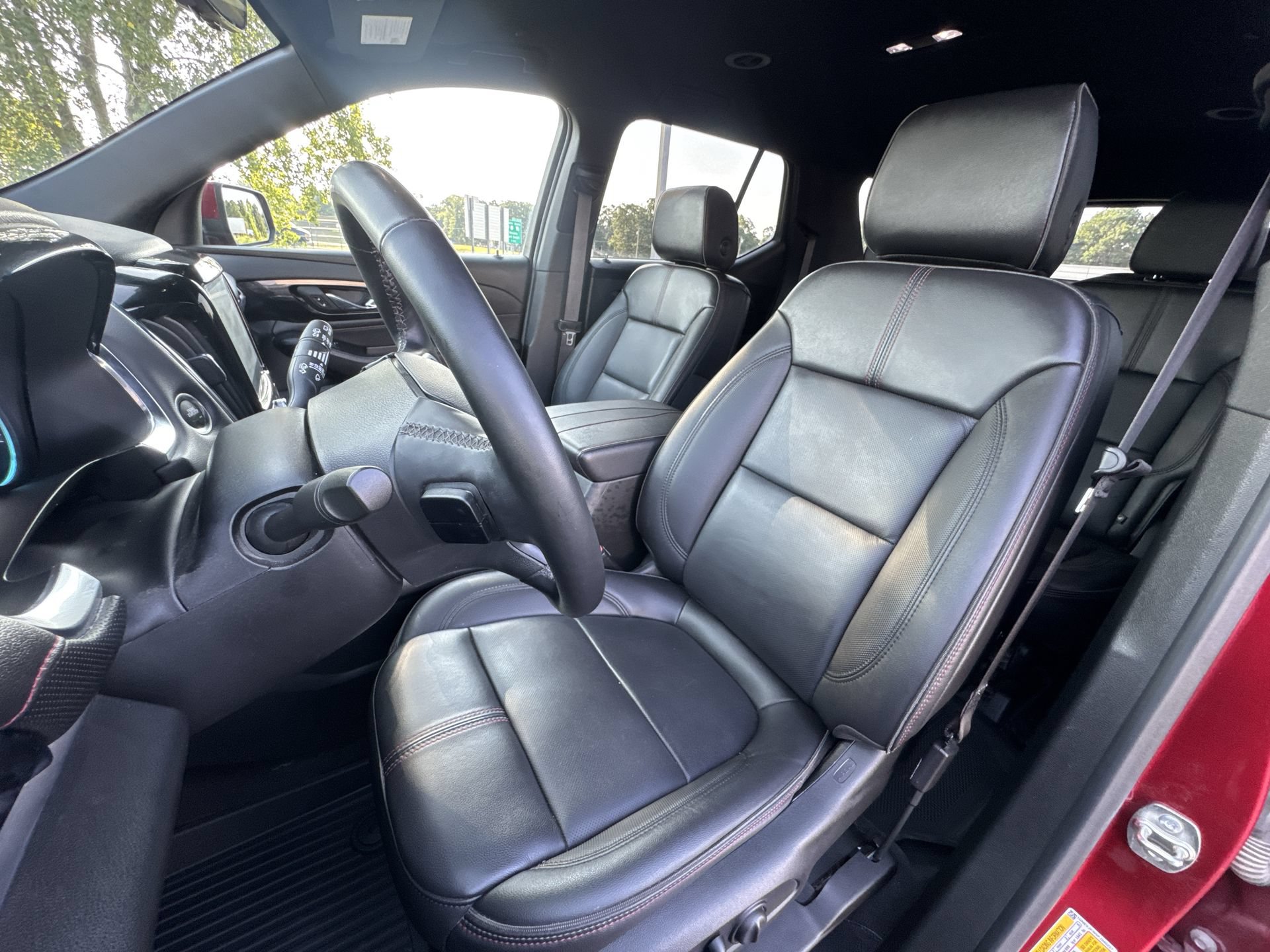 Certified 2023 Chevrolet Traverse RS w/ LPO, Floor Liner Package AWD/4WD image 11